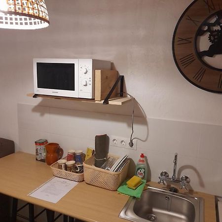 Habitacion Rustica Independiente Con Todas Las Comodidades, Sofacama Y Ventilador Tordesillas Εξωτερικό φωτογραφία