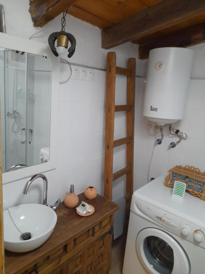 Habitacion Rustica Independiente Con Todas Las Comodidades, Sofacama Y Ventilador Tordesillas Εξωτερικό φωτογραφία